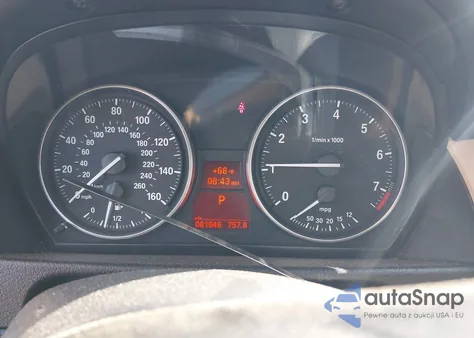 2015 BMW X1 xDrive28I z USA, uszkodzony, nr VIN WBAVL1C58FVY33290